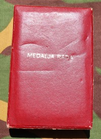 ym143box2s.jpg (3269 bytes)